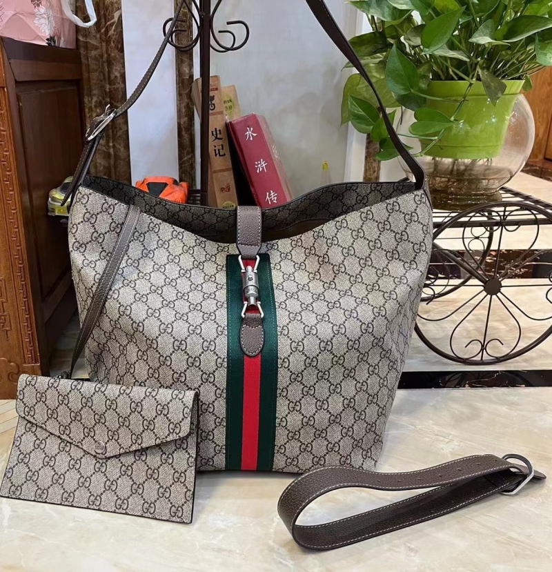 Gucci Shopping Bags